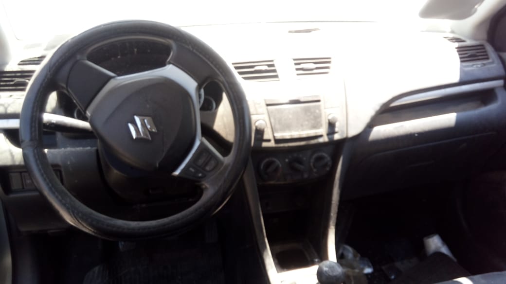  Suzuki SWIFT 2015    EN DESARME